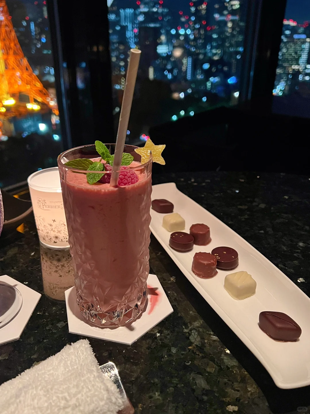 Tokyo-Sky Lounge Stellar Garden is a sky bar with a panoramic view of Tokyo Tower