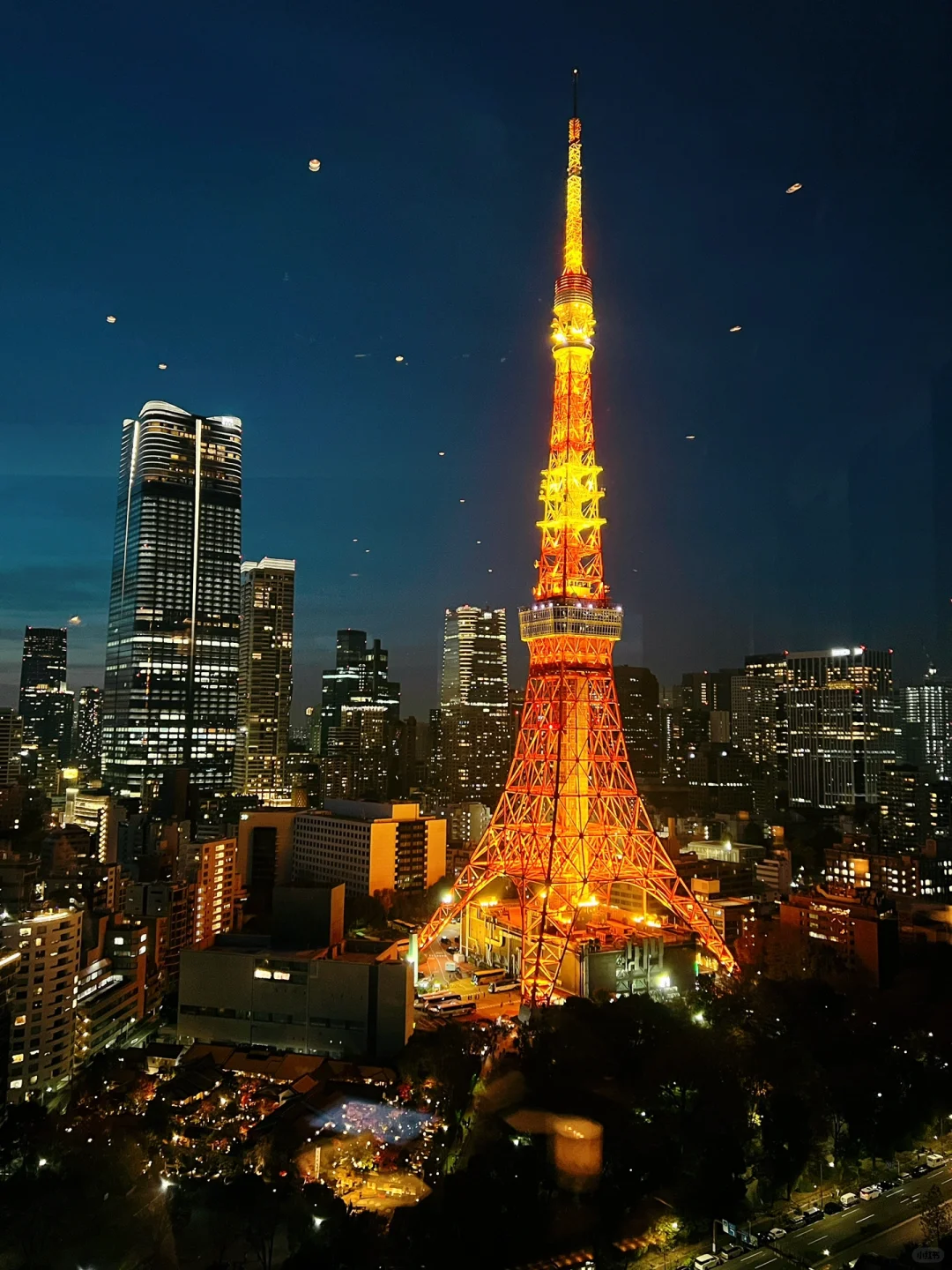 Tokyo-Sky Lounge Stellar Garden is a sky bar with a panoramic view of Tokyo Tower