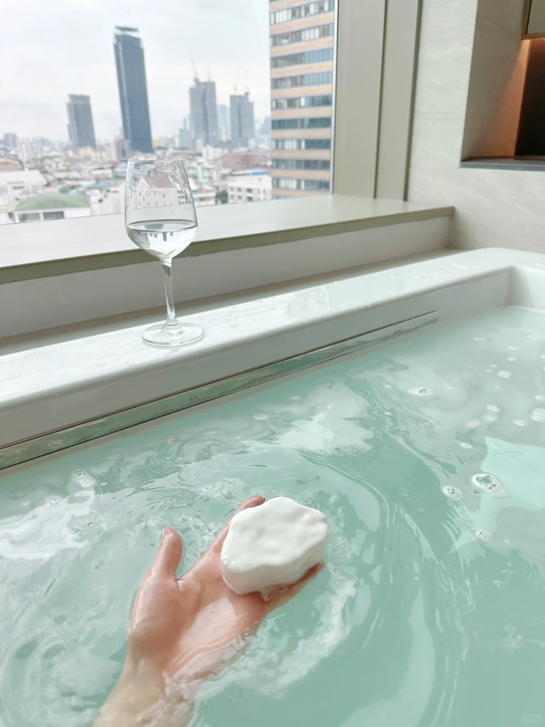 Bangkok-Grand Central Hotel The Surawongse, Bangkok, 28F Swimming pool + Rooftop bar