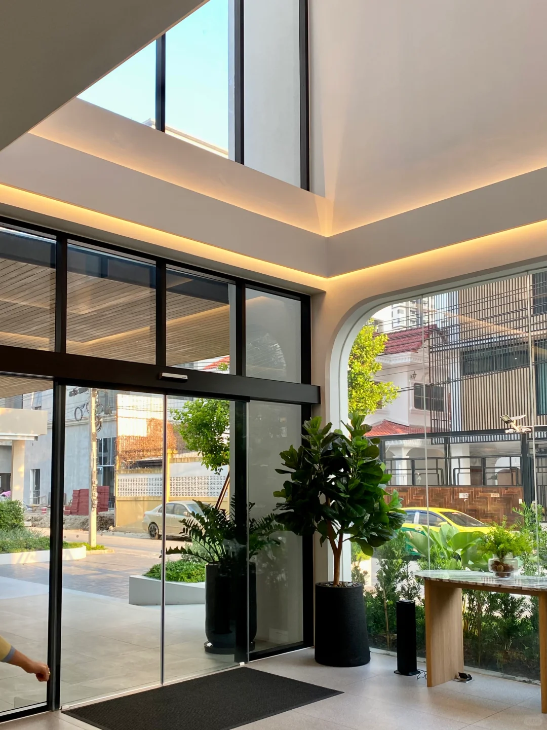 Bangkok-Saan Hotel Sathorn, Bangkok, $50 per night, 6 minutes walk from BTS Krung Thon Buri Station