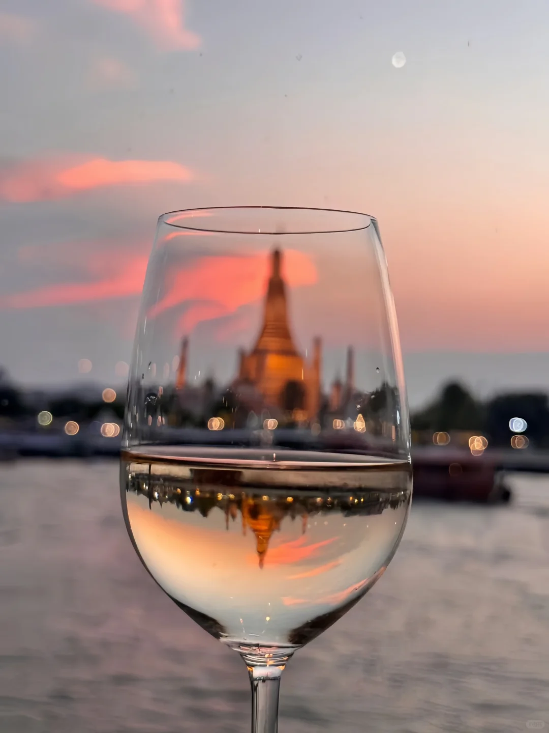 Bangkok-Sala Rattanakosin Eatery and Bar, Chao Phraya River restaurant with a view of Wat Arun