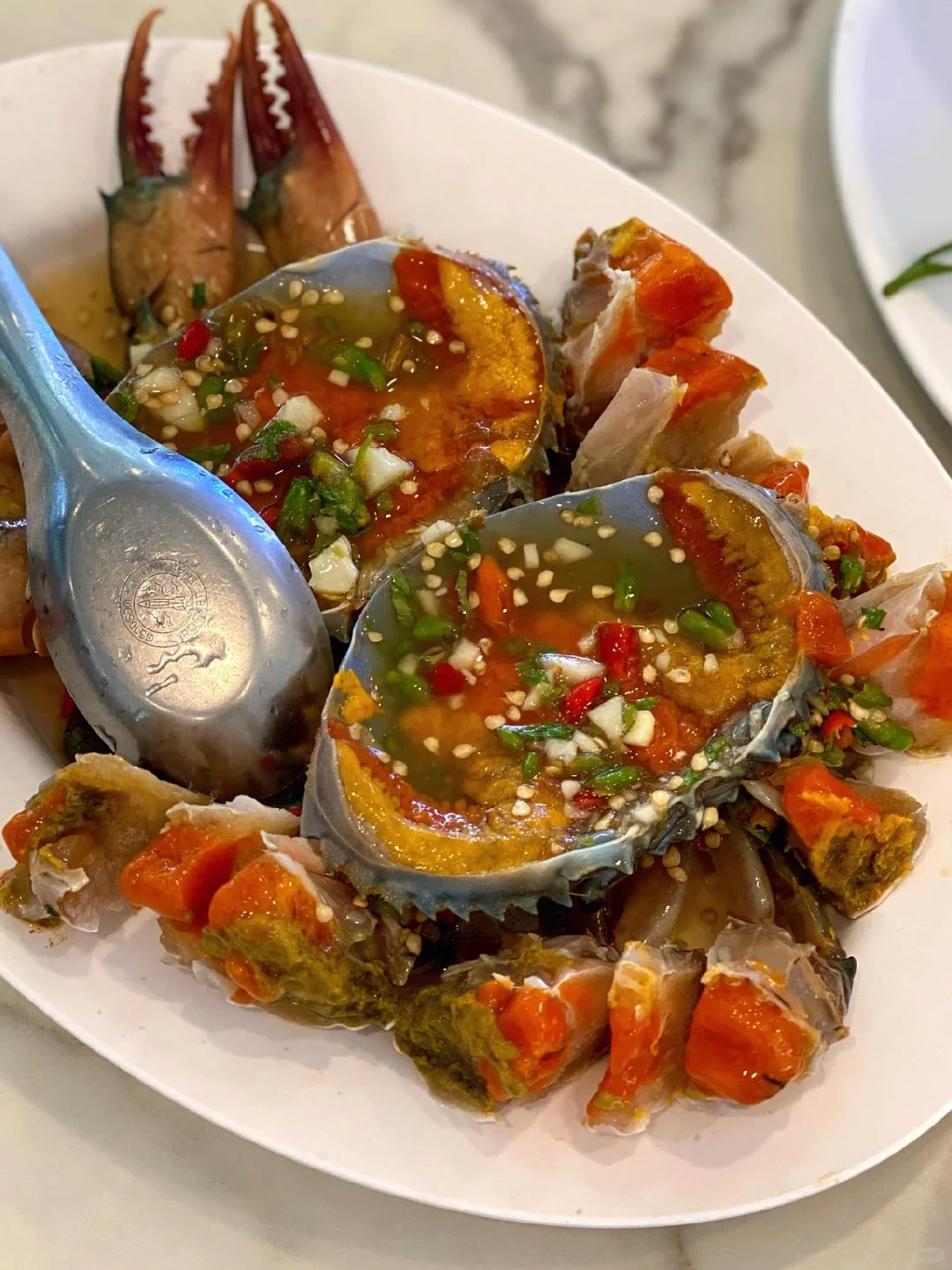 Bangkok-Kin Kub Koi, Bangkok's seafood restaurant is full of locals, recommended crab rice