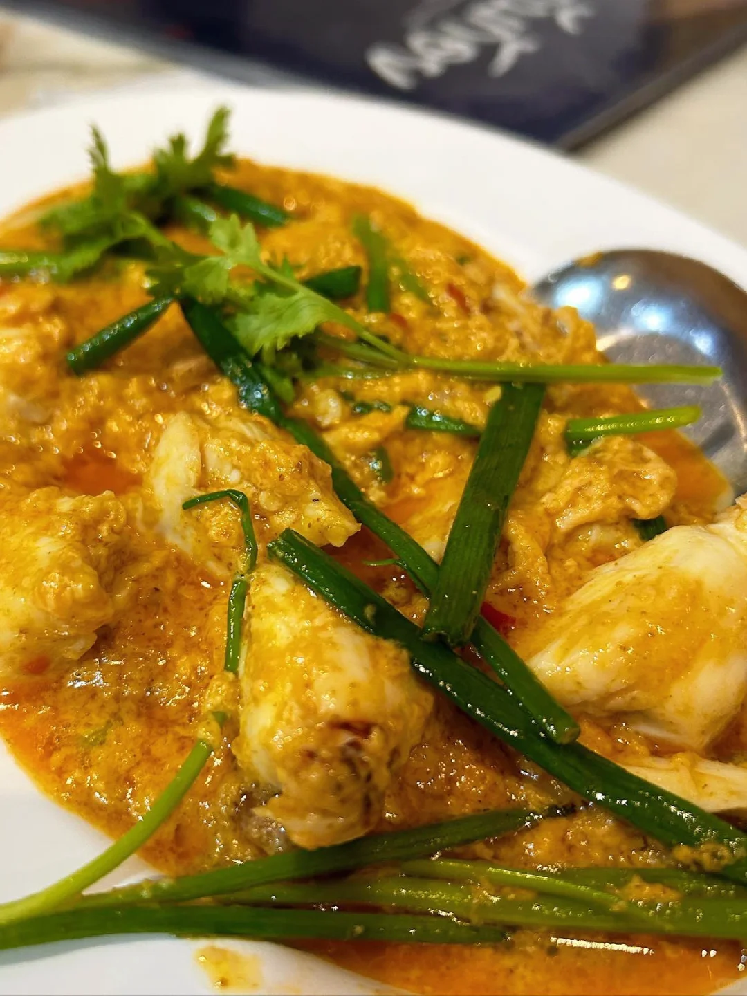 Bangkok-Kin Kub Koi, Bangkok's seafood restaurant is full of locals, recommended crab rice
