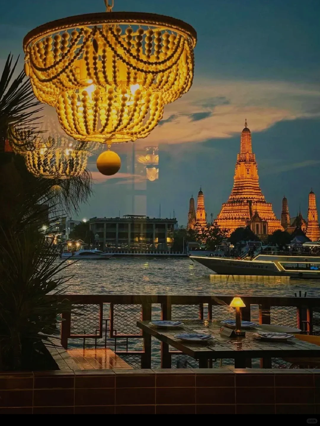 Bangkok-Supanniga Eating, a popular restaurant on the Chao Phraya River in Bangkok