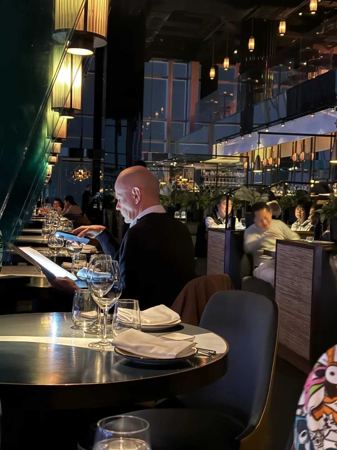 Hong kong-Vista Italian Restaurant overlooking the night view of Victoria Harbour