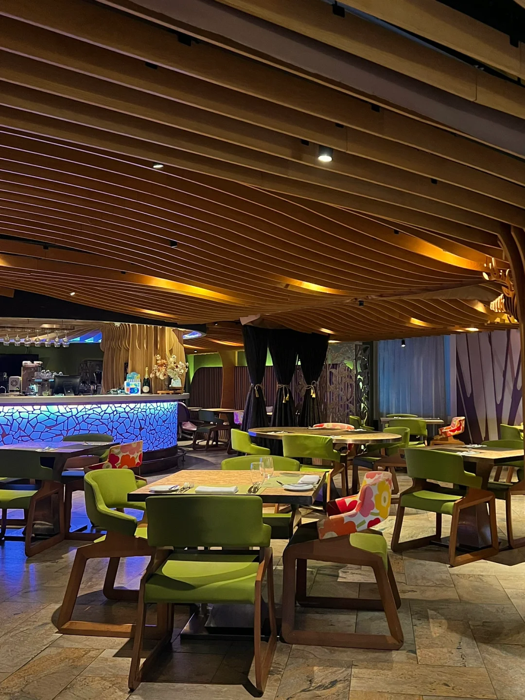 Hong kong-FINDS, a Nordic Western restaurant hidden in a hotel in Tsim Sha Tsui, Hong Kong