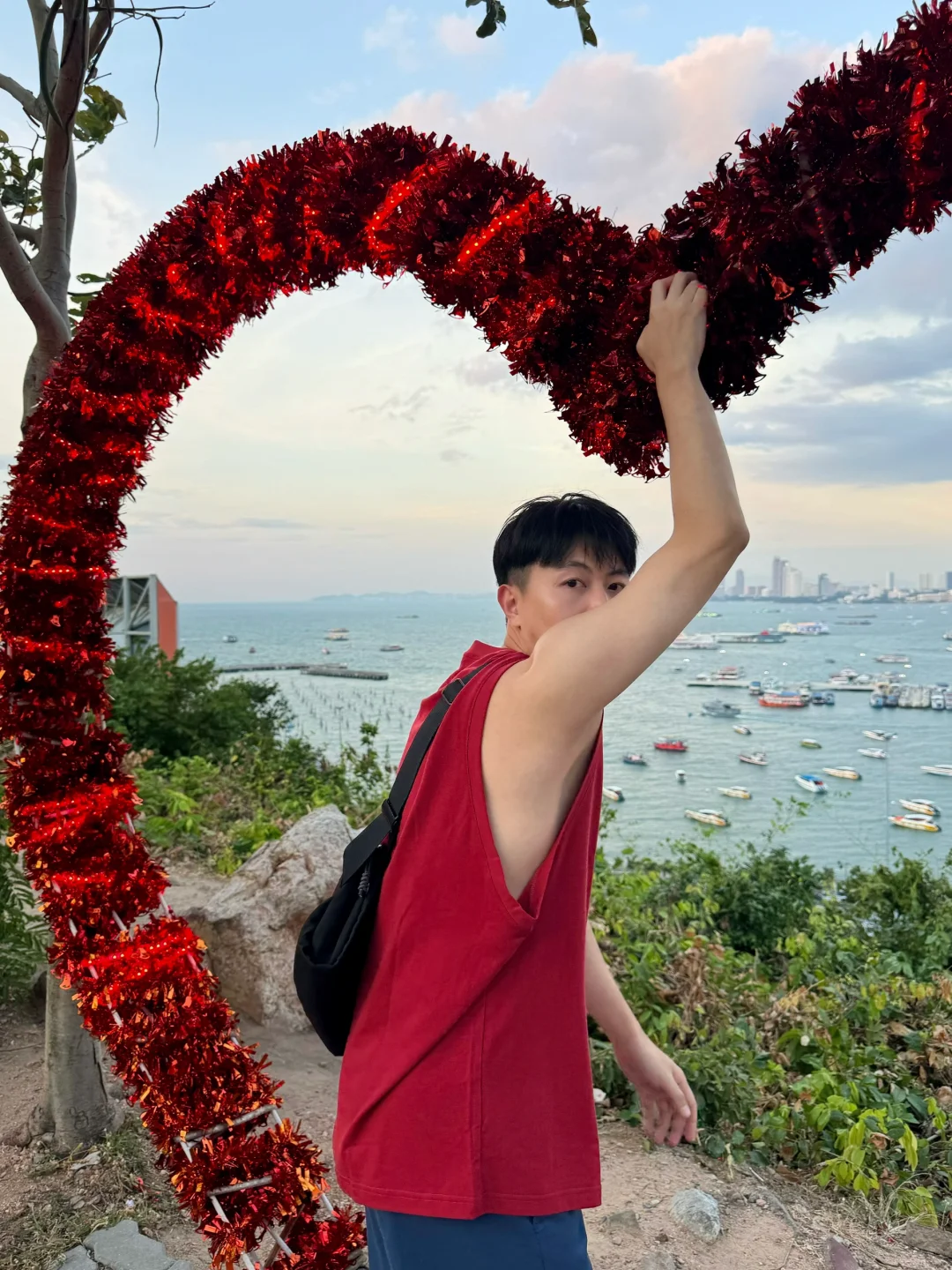 Pattaya-Recommended attractions in Pattaya: Ana Anan, Cape Dara, The Sanctuary of Truth, Let’s relax