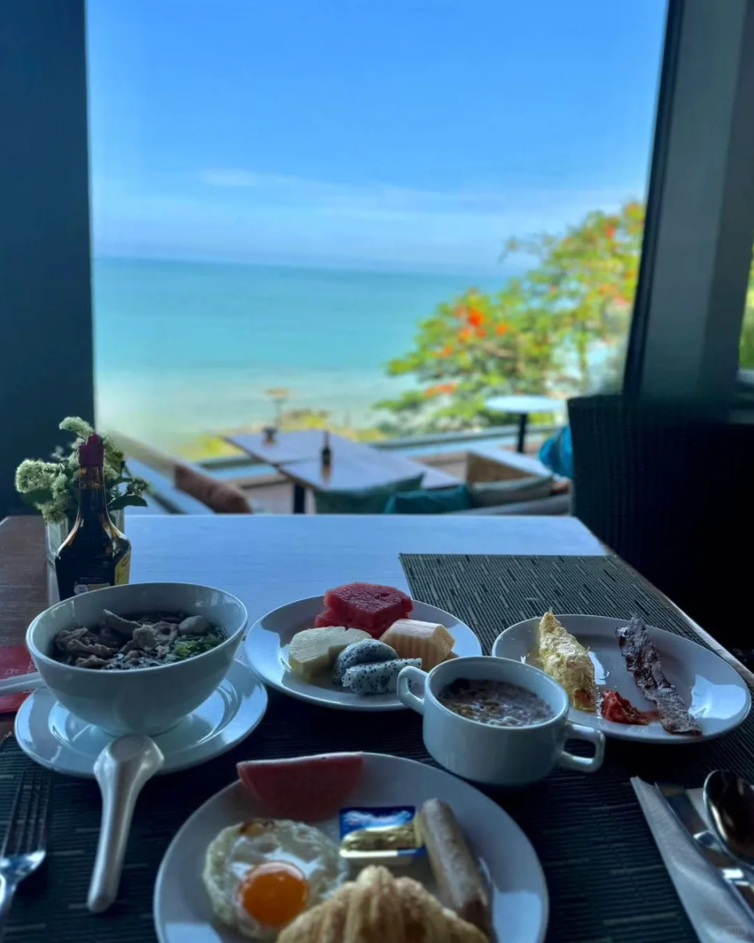 Pattaya-Cape Dara Resort Pattaya, the most beautiful swimming pool hotel in Pattaya