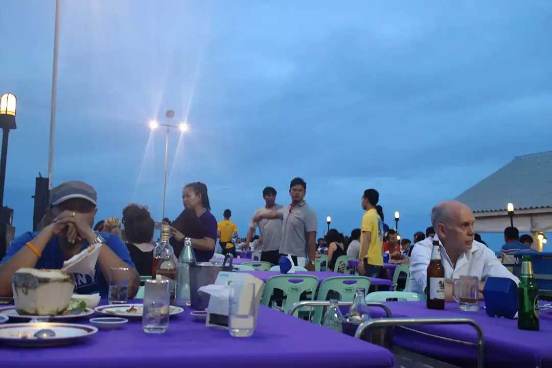 Pattaya-The sea of ​​Thailand and the seaside town of Hua Hin where people go to search for memories of past lives