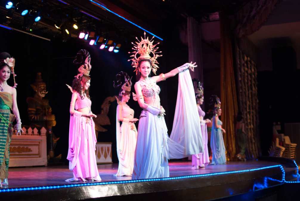 Pattaya-One of the top ten must-see shows in the world: Tiffany's Cabaret Show in Pattaya