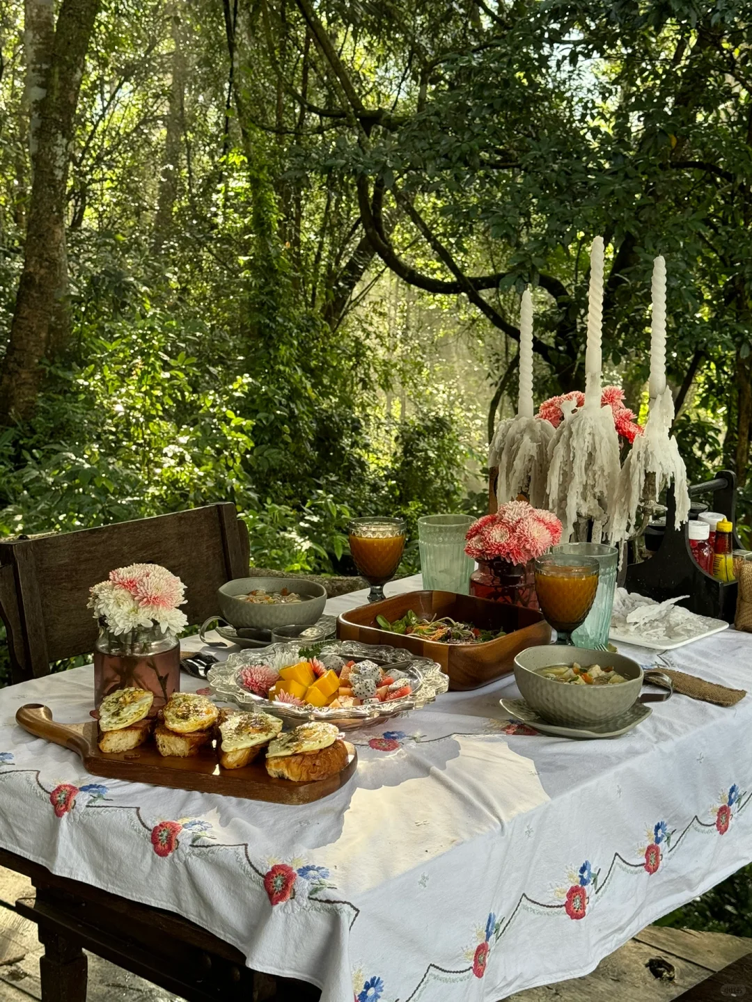 Chiang Mai-Chiang Mai Glass Tree House Hotel Taloh Cabin. Only accept Facebook bookings