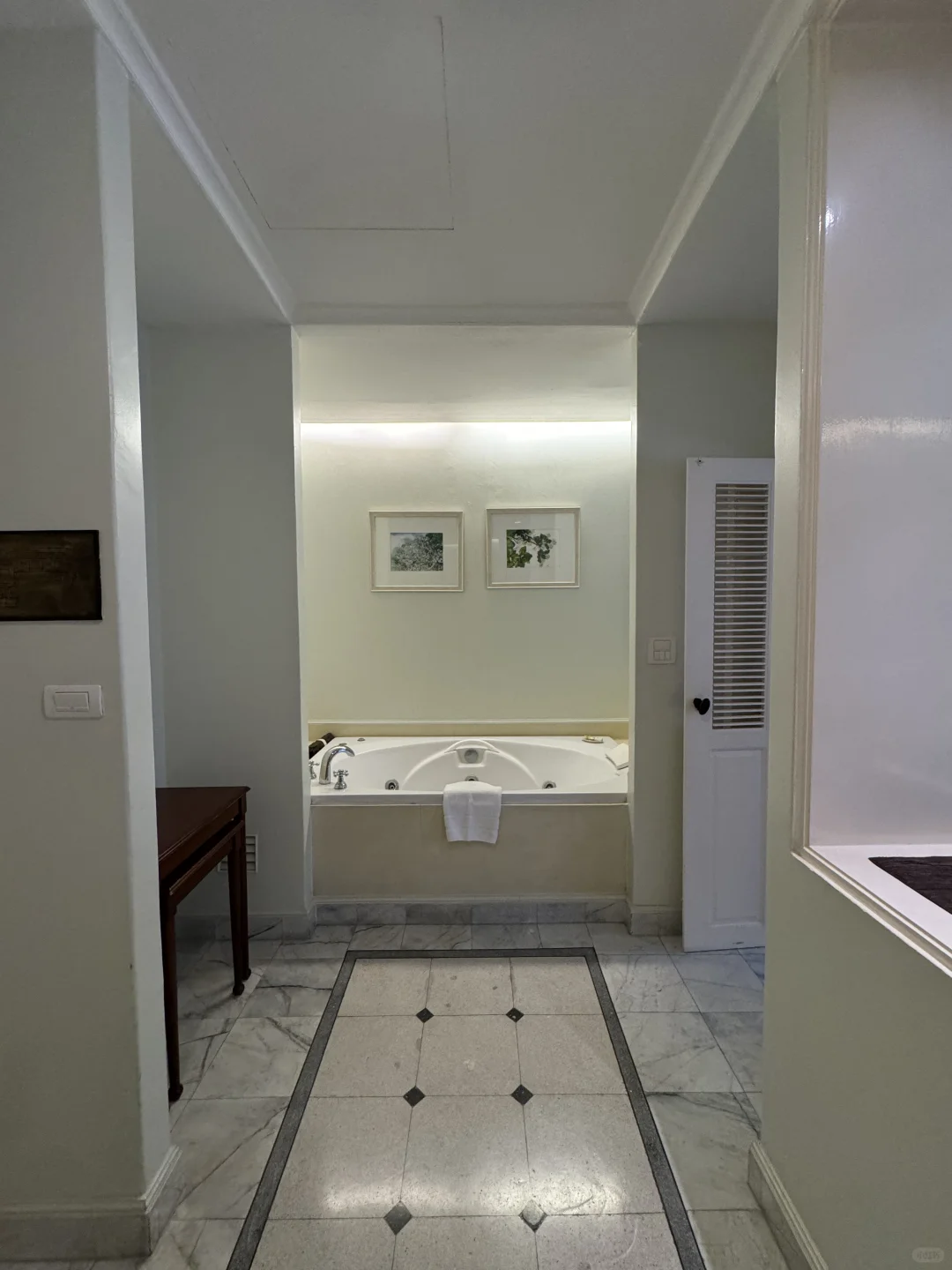 Chiang Mai-Ping Nakara Boutique Hotel & Spa, located in the heart of Chiang Mai's ancient city