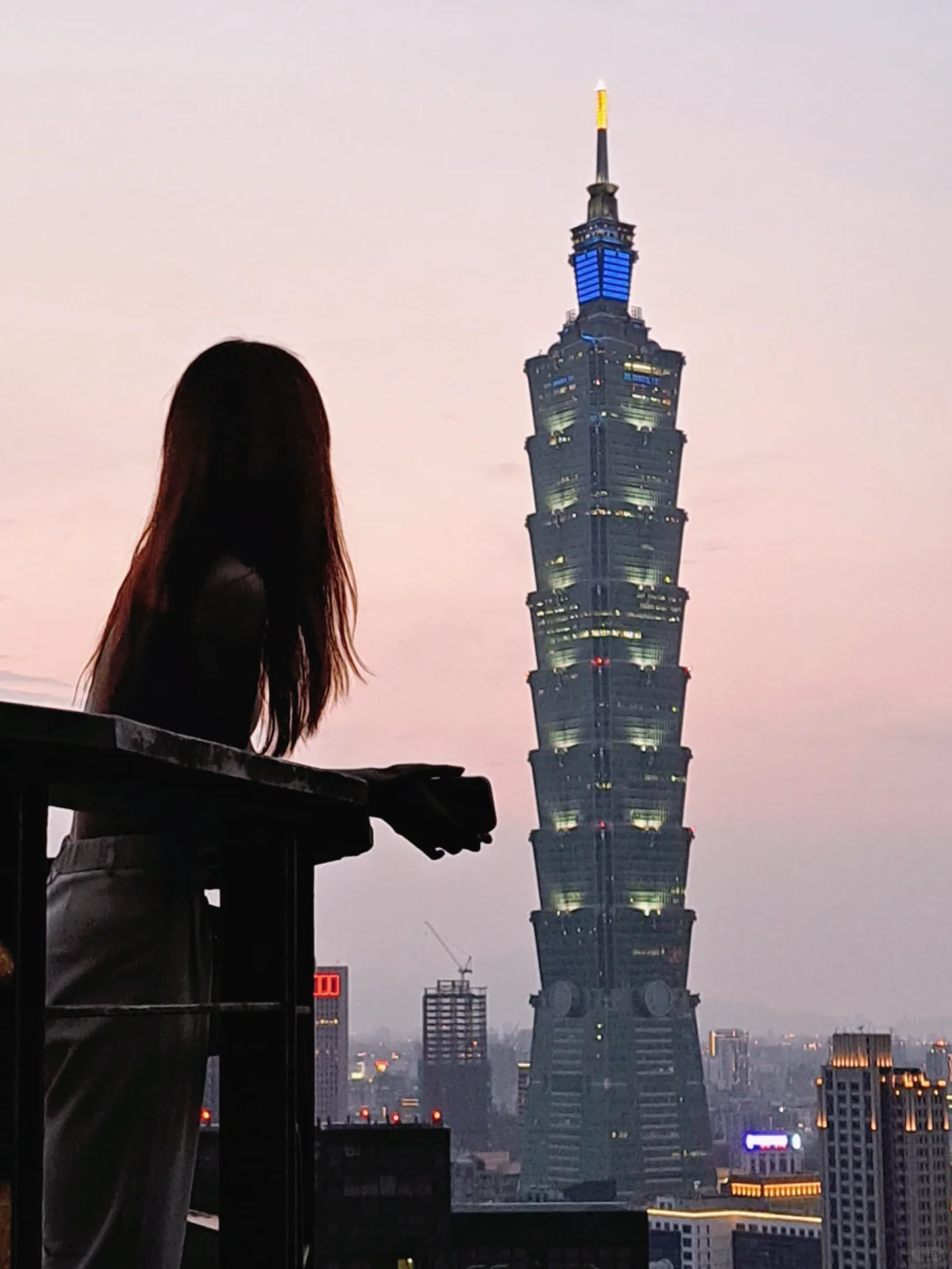 Taiwan-3 hidden camera positions for taking photos of Taipei 101 at Xiangshan Station! Attached is a map!