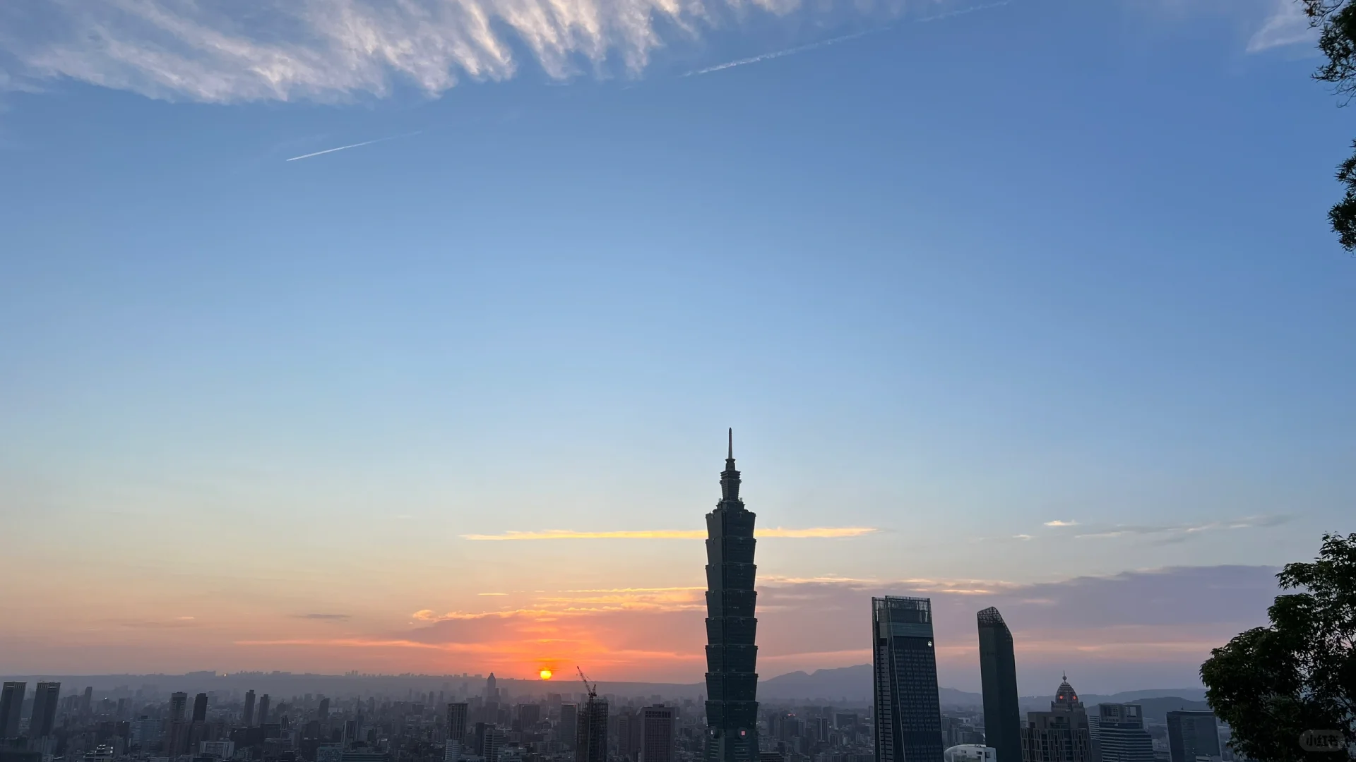 Taiwan-Xinyi Xiangshan Trail in Taipei City, the sunset worth waiting for