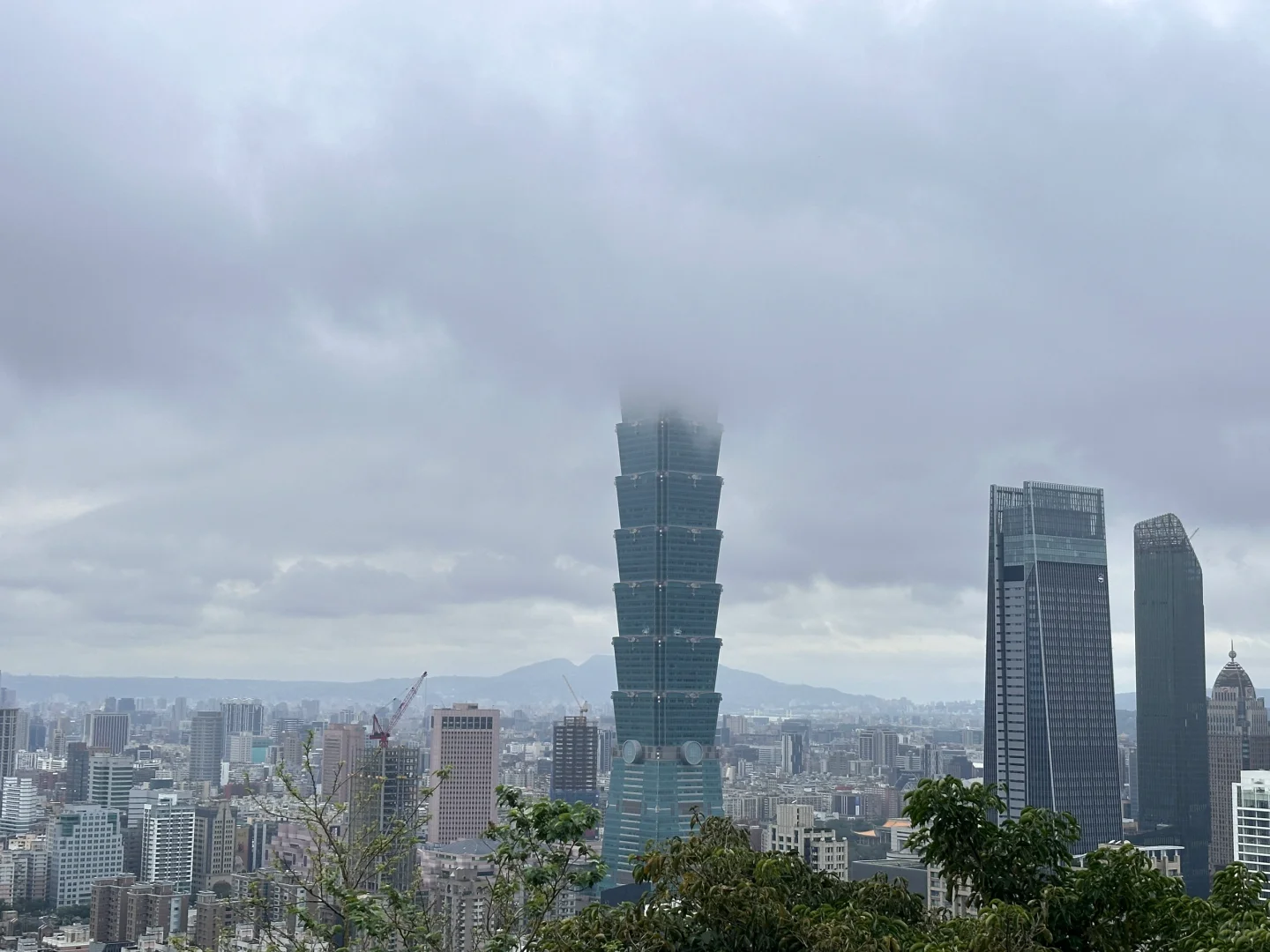 Taiwan-Elephant Mountain Trail, Taipei 101 recommended photo location, Taipei City street view