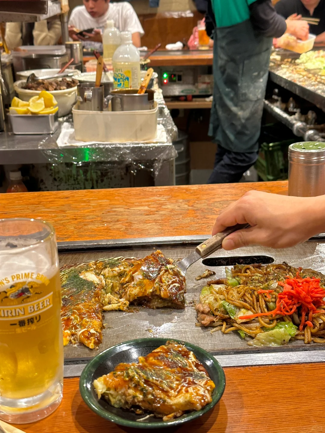 Osaka-Hanakujira honten, Miyata Menji, Fukutaro, Mita Seimen. 4 restaurants to try in Osaka, Japan