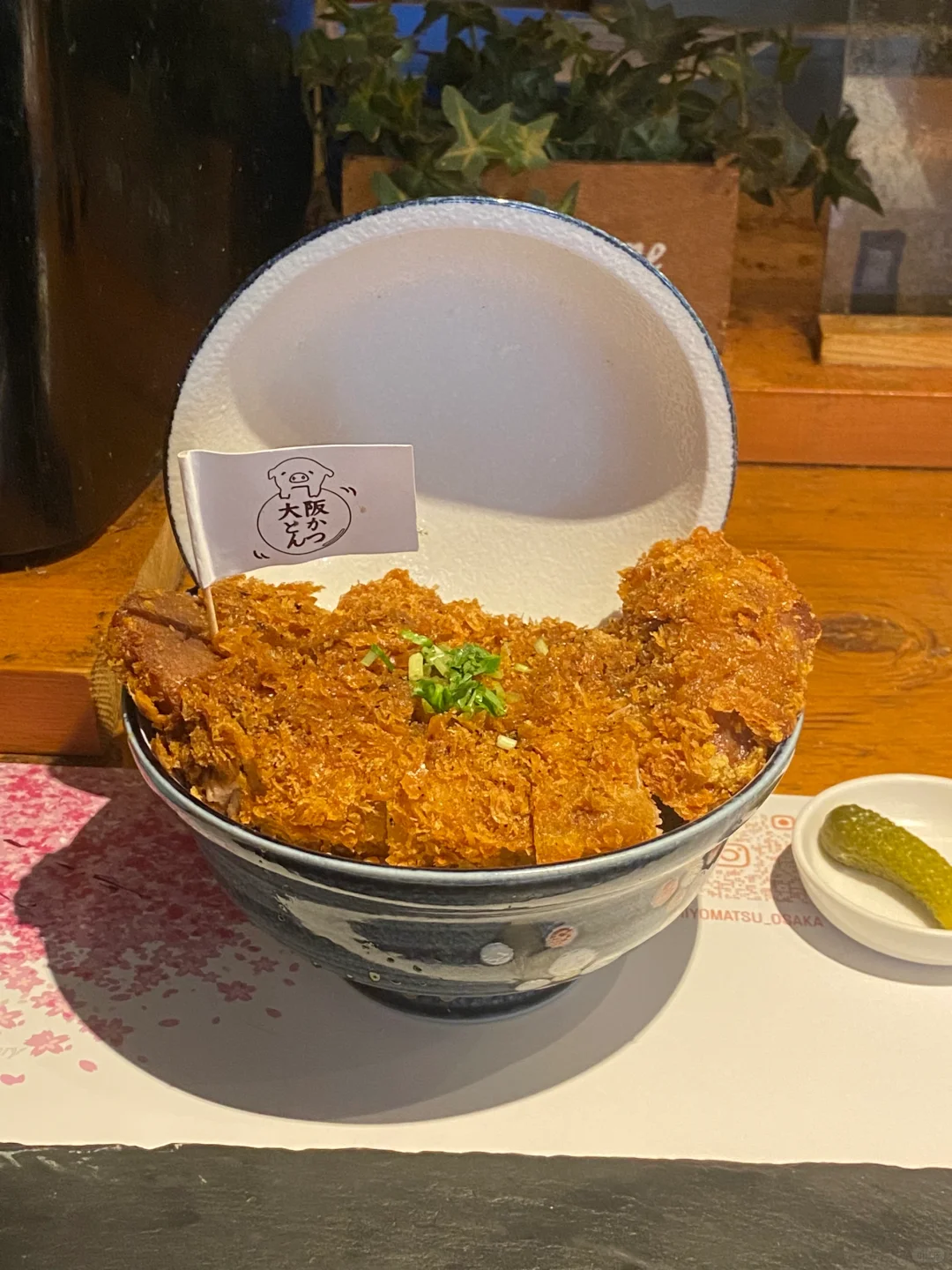 Osaka-katsudon chiyomatsu dotonbori main store, ?The best pork cutlet rice in Osaka, Japan
