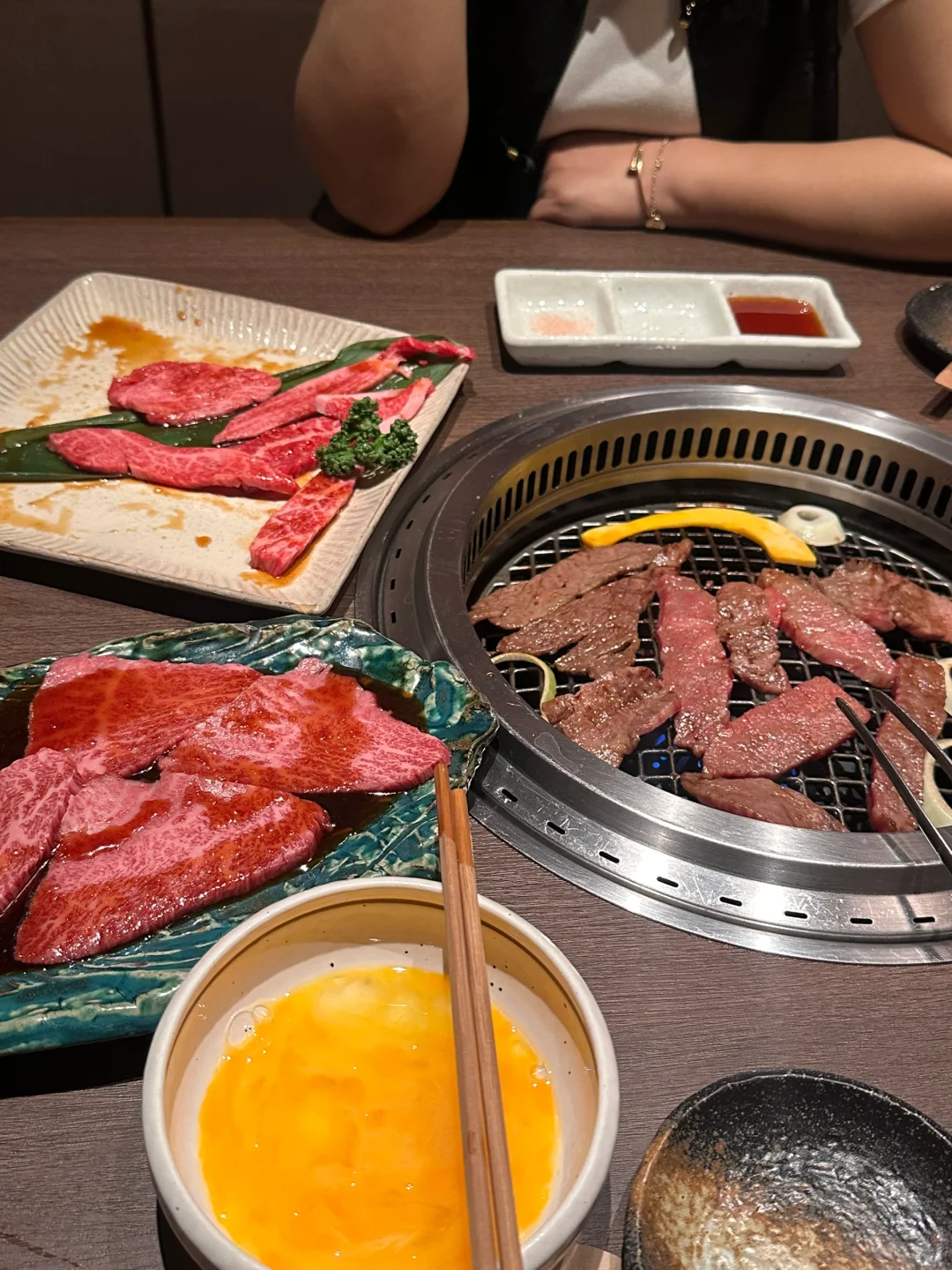 Osaka-Osaka Gokai chain store, the wagyu sashimi platter is delicious and cheap