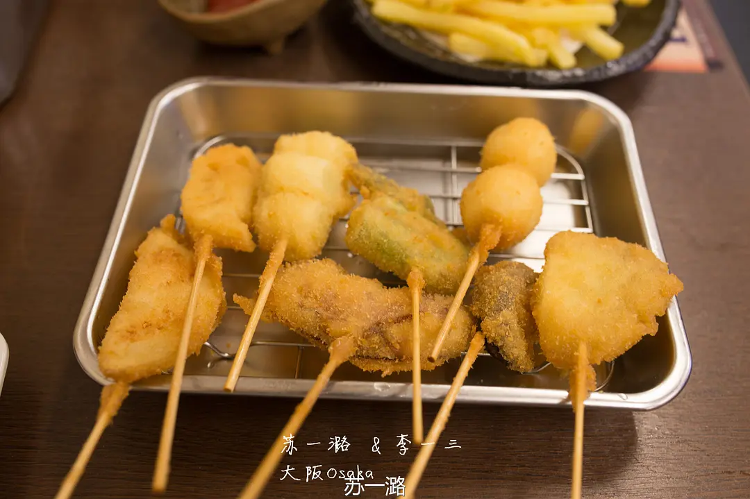 Osaka-What food in Kansai should you not miss? Kani Doraku, Okonomiyaki, Osaka fried skewers, takoyaki, etc.