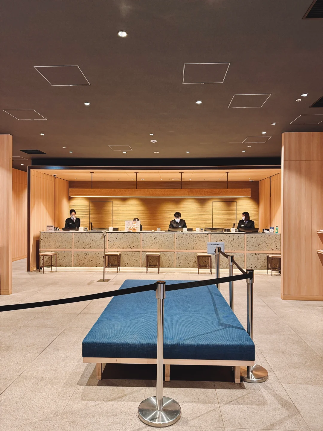 Sapporo/Hokkaido-?????? ????? ??????? ????????, a hotel with a large seafood bath
