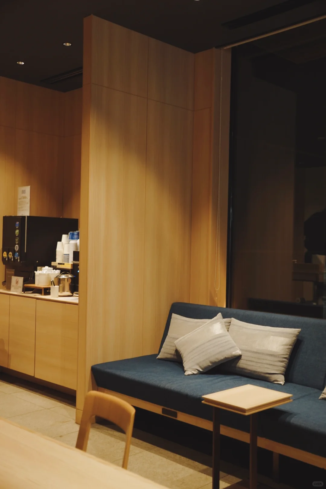 Sapporo/Hokkaido-?????? ????? ??????? ????????, a hotel with a large seafood bath