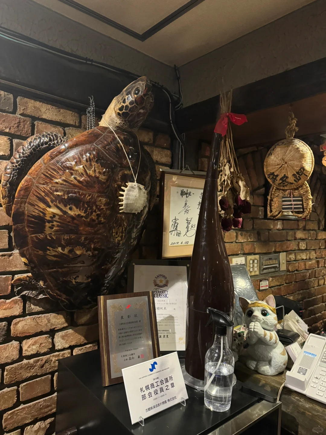 Sapporo/Hokkaido-Eat crab in Sapporo?, locals' stronghold Furuhohanlai, 40$ per person 古艪帆来（コロポックル）