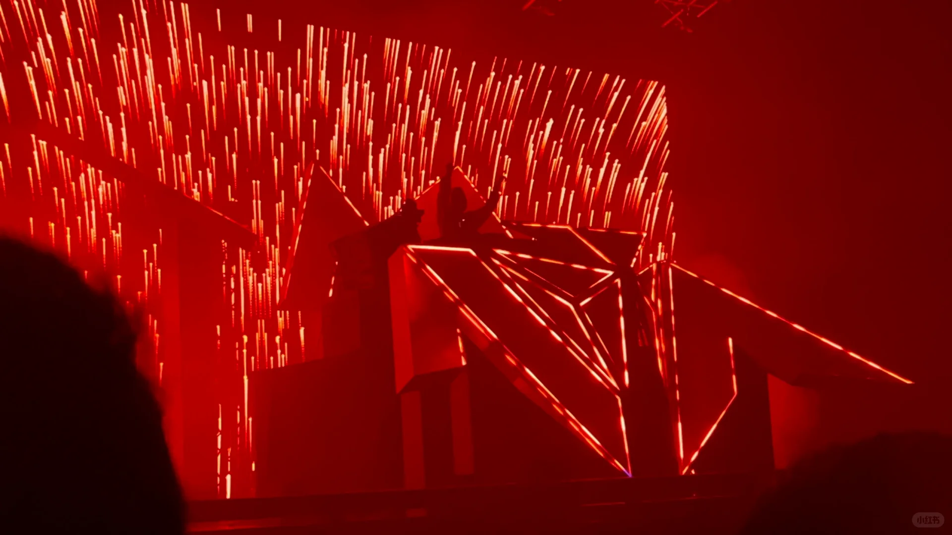 Singapore-Watch one of my favorite DJs, Alan Walker, perform live at EXPO Bar in Singapore