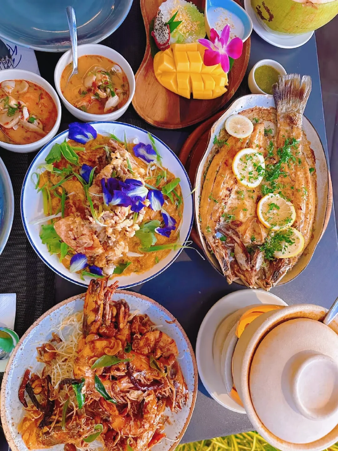 Phuket-Meg Khram the Sunshine, a sunset restaurant with great sea views and delicious food