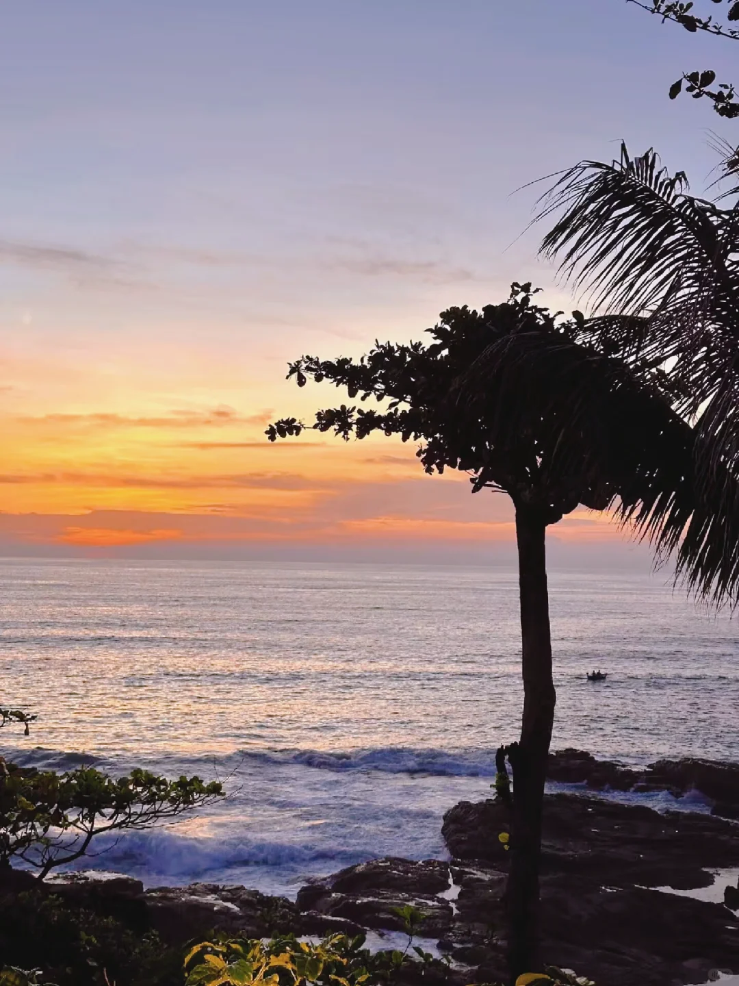 Phuket-Meg Khram the Sunshine, a sunset restaurant with great sea views and delicious food