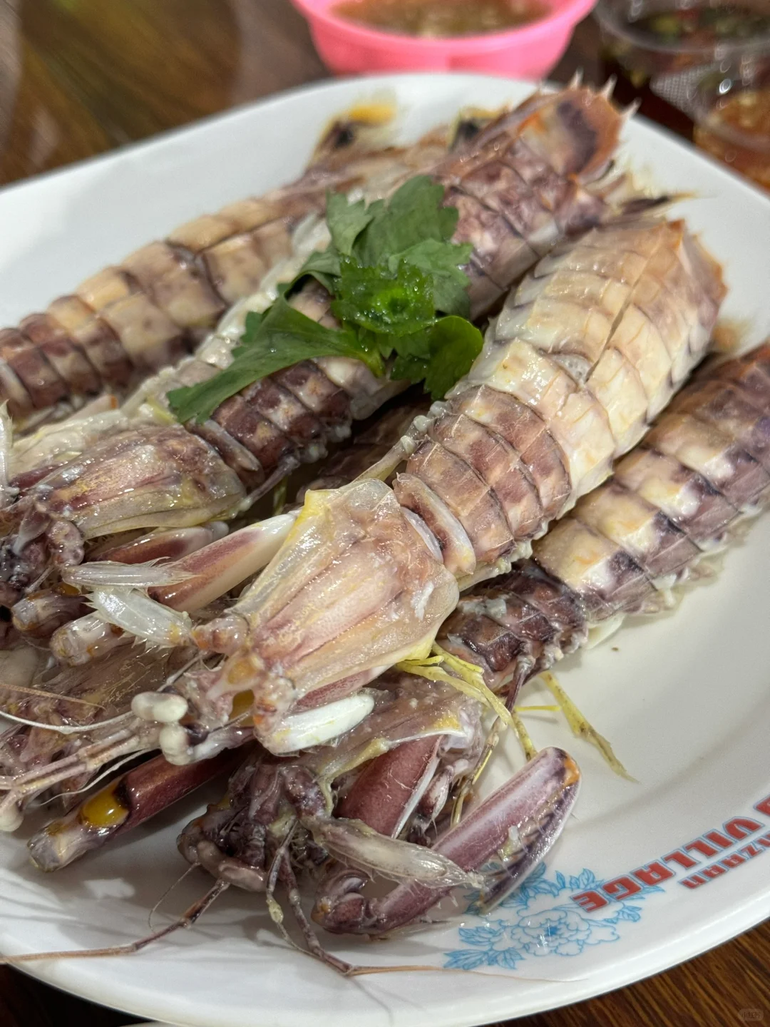 Phuket-Banzaan Seafood Market in Phuket✌️, mantis shrimps as thick as arms