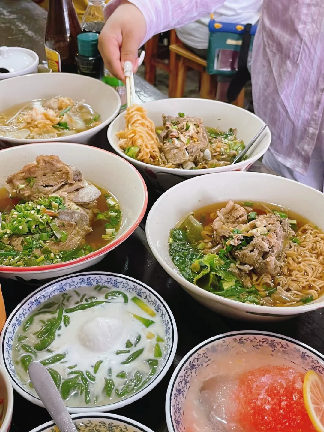 Phuket-Meg Khram the Sunshine, a sunset restaurant with great sea views and delicious food