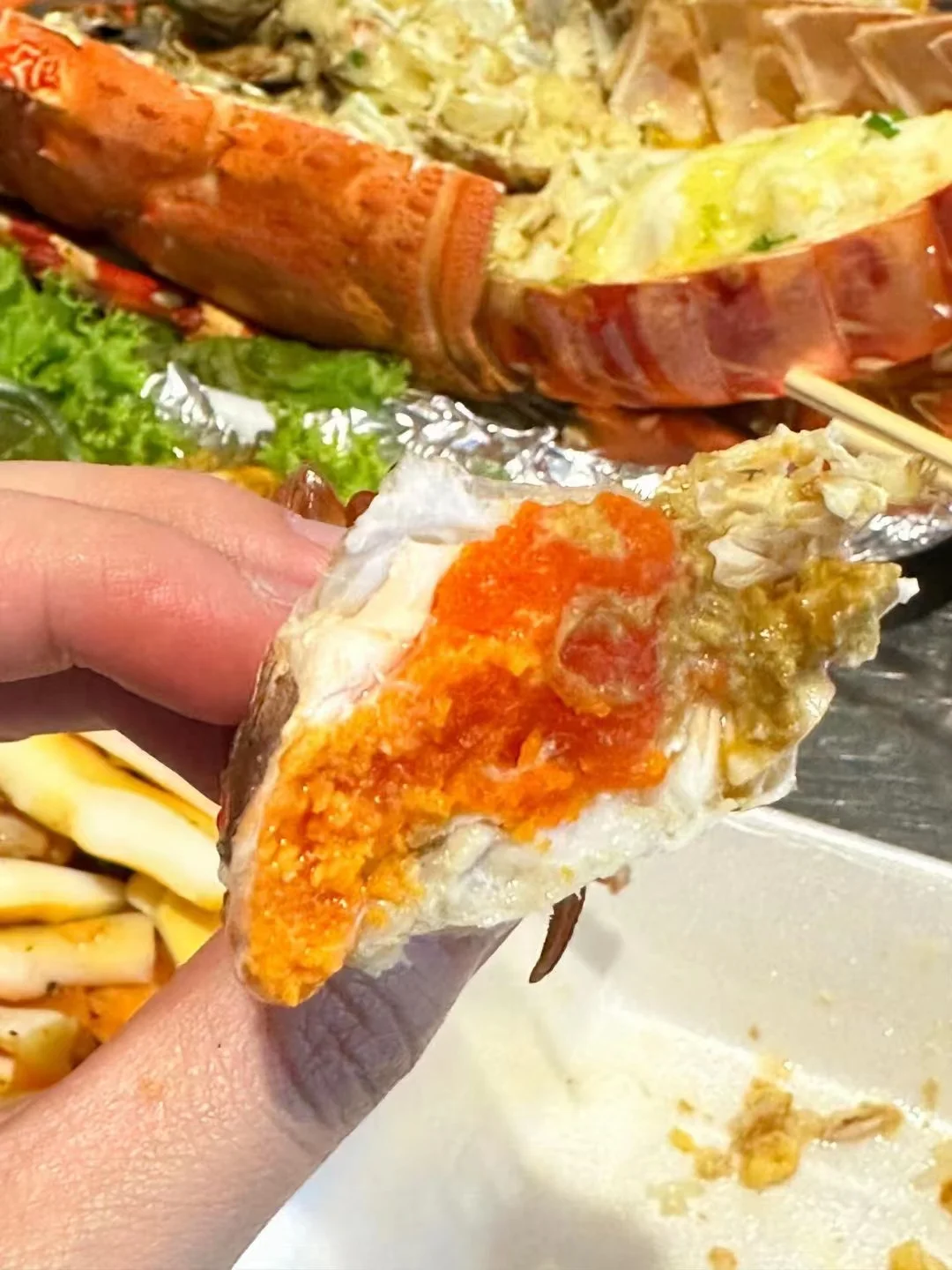 Phuket-Lobsters longer than your arms?! Phuket Night Market is waiting for you to experience