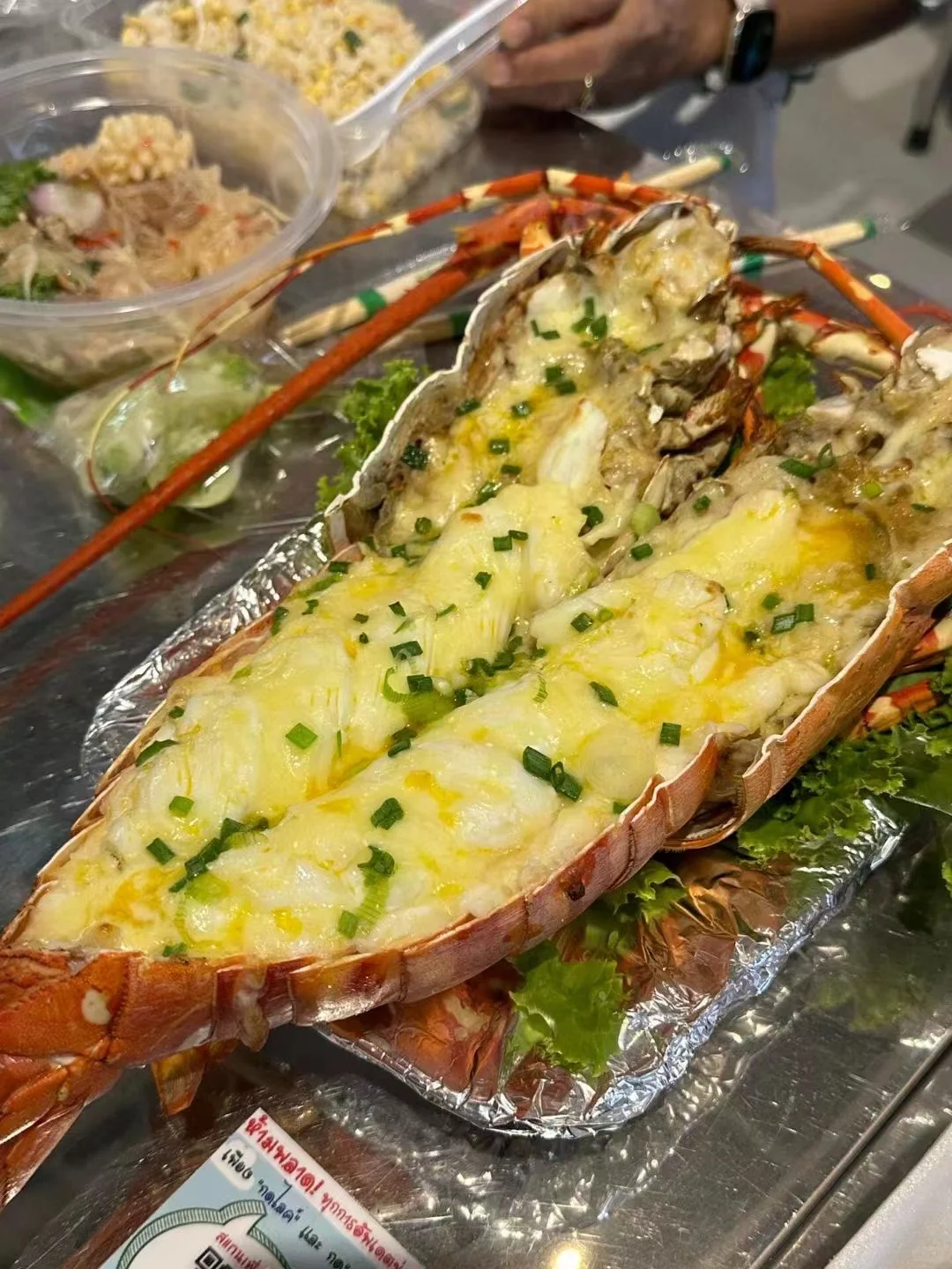 Phuket-Lobsters longer than your arms?! Phuket Night Market is waiting for you to experience