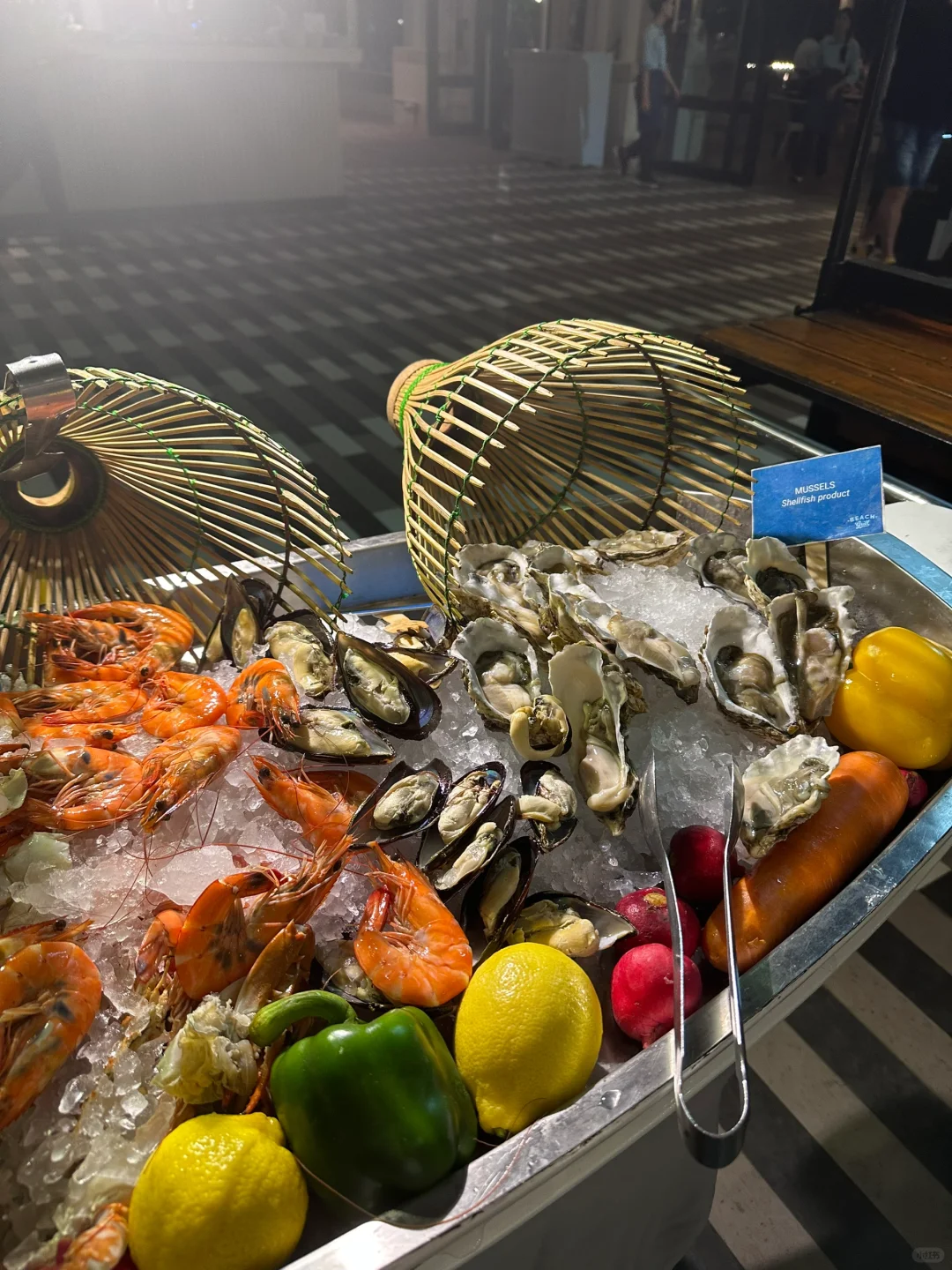 Phuket-Phuket Marriott Hotel Merrill Lynch, favorite seaside seafood buffet