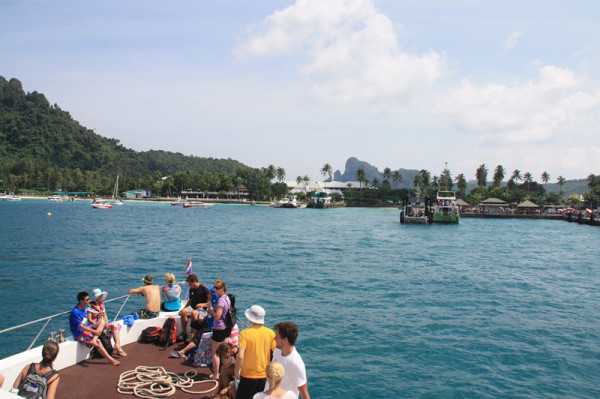 Phuket-Phuket, Thailand - Phi Phi Island Self-guided Tour Guide (Very Detailed Pictures and Text)