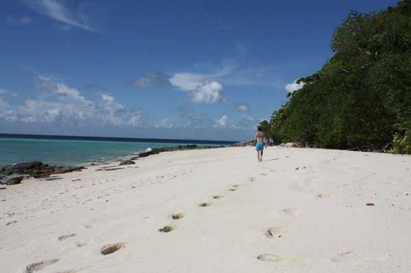 Phuket-Phuket, Thailand - Phi Phi Island Self-guided Tour Guide (Very Detailed Pictures and Text)