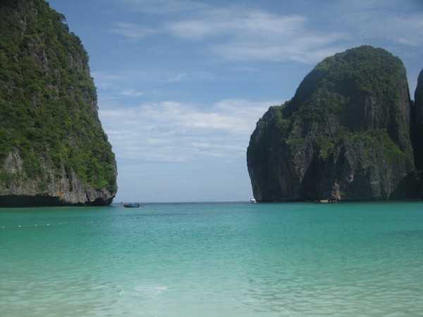 Phuket-Phuket, Thailand - Phi Phi Island Self-guided Tour Guide (Very Detailed Pictures and Text)