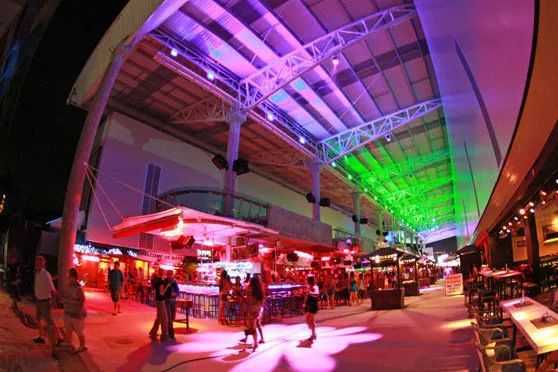 Phuket-9 popular nightlife spots in Patong Beach, the best places for night walks