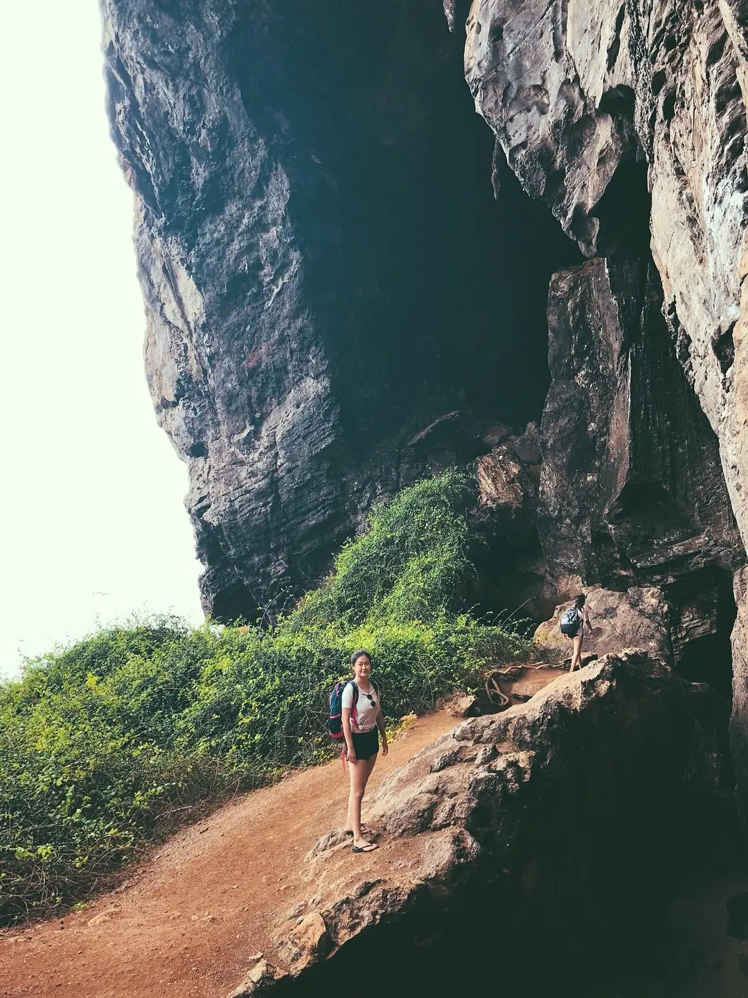 Krabi-Traveling in Thailand: Rock climbing in Krabi, a town with a European feel