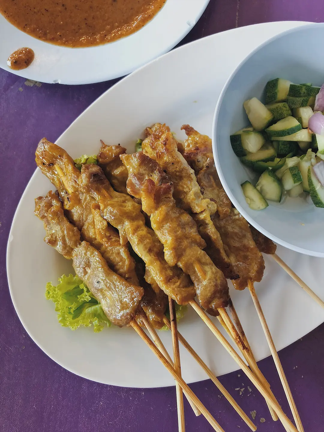 Krabi-I had a Chinese breakfast on the streets of Krabi, Thailand