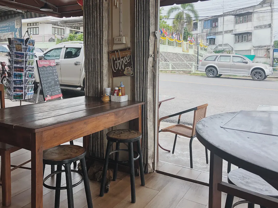 Krabi-I had a Chinese breakfast on the streets of Krabi, Thailand