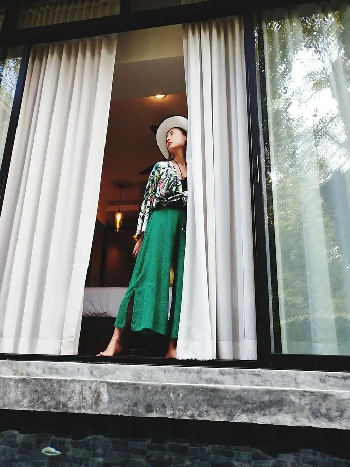 Krabi-Eat, drink and lie down in Krabi, put on a flowery dress and look at the mountains and the sea