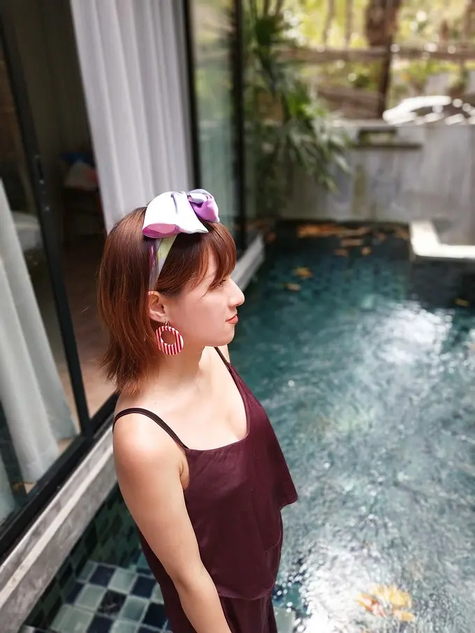 Krabi-Eat, drink and lie down in Krabi, put on a flowery dress and look at the mountains and the sea