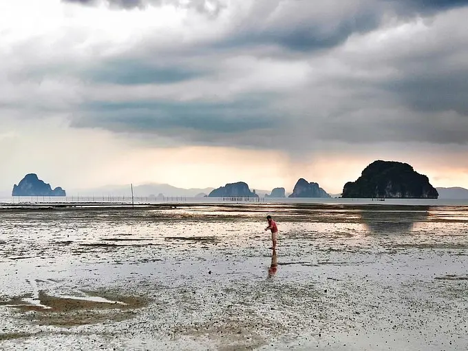 Krabi-Eat, drink and lie down in Krabi, put on a flowery dress and look at the mountains and the sea