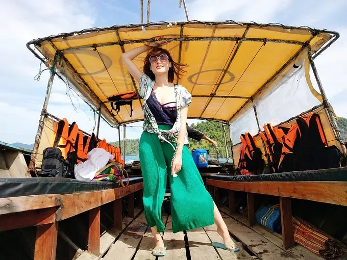 Krabi-Eat, drink and lie down in Krabi, put on a flowery dress and look at the mountains and the sea