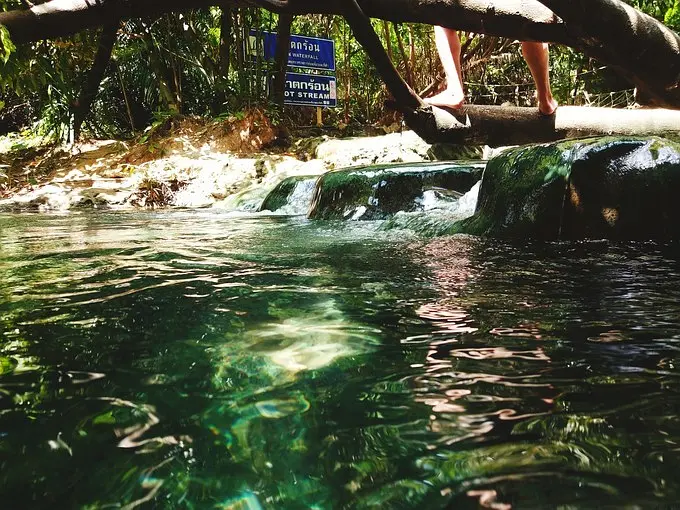 Krabi-Eat, drink and lie down in Krabi, put on a flowery dress and look at the mountains and the sea