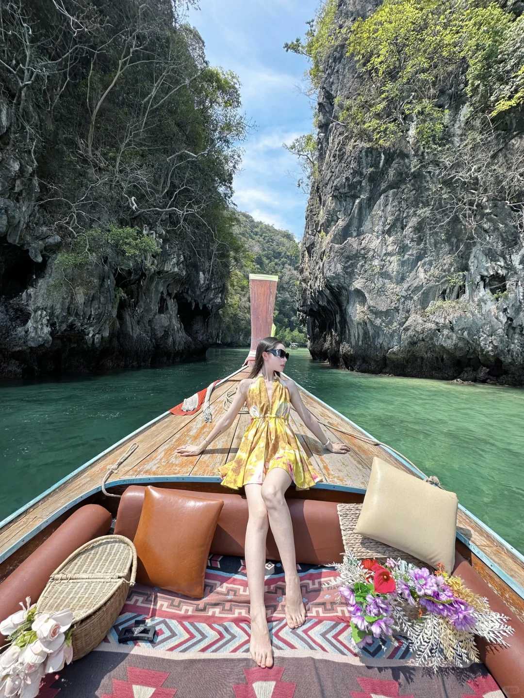 Krabi-Krabi Hong Island long-tail boat, as if breathing in a fairyland