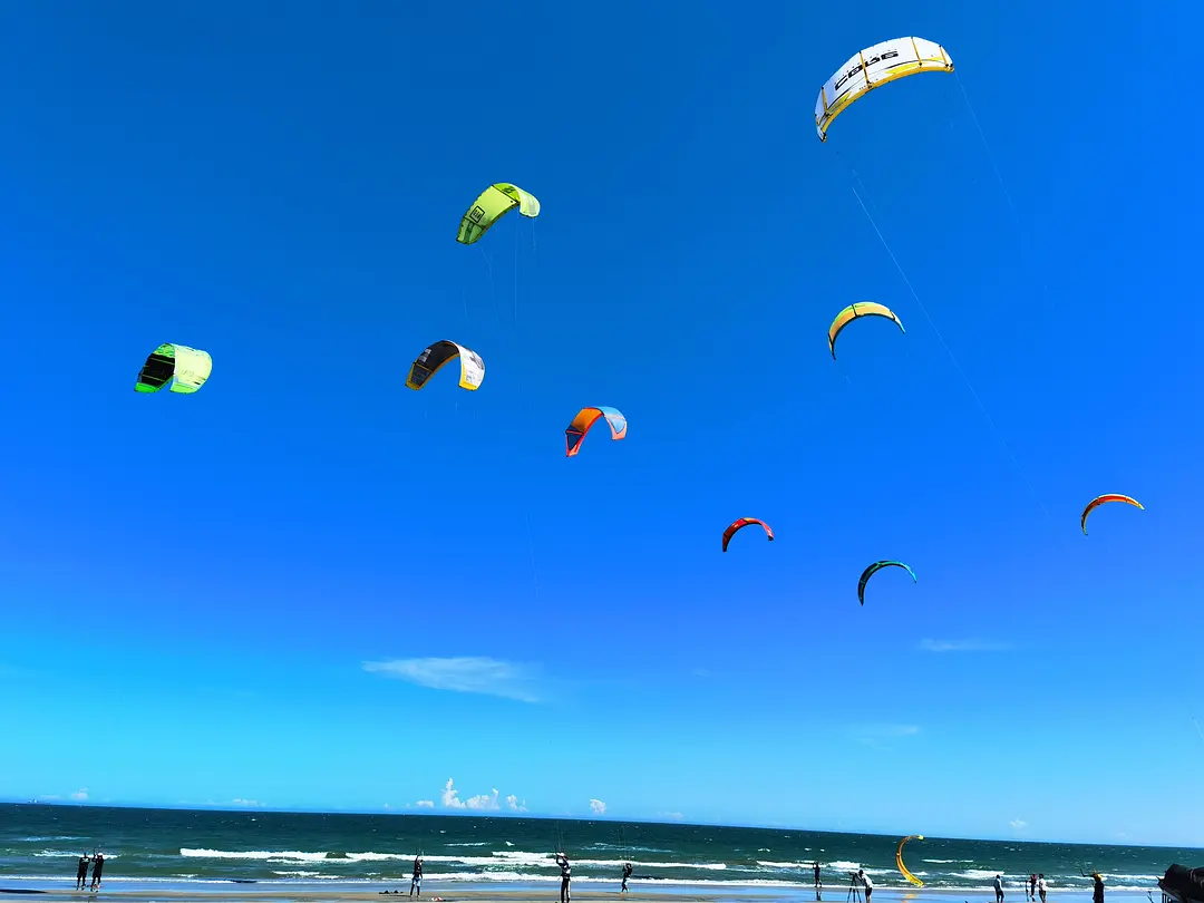 Okinawa-What does it feel like to ride the waves? I learned kitesurfing in Okinawa