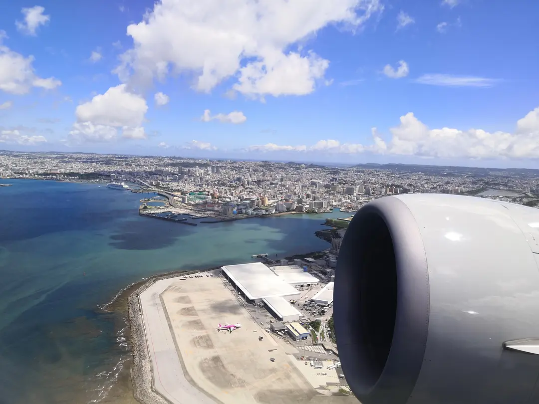 Okinawa-What does it feel like to ride the waves? I learned kitesurfing in Okinawa
