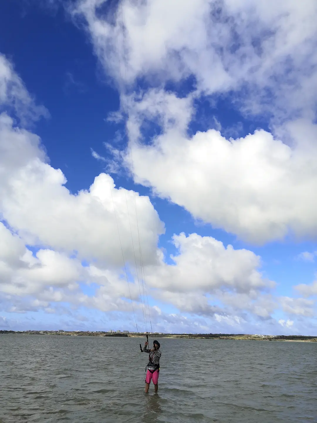 Okinawa-What does it feel like to ride the waves? I learned kitesurfing in Okinawa